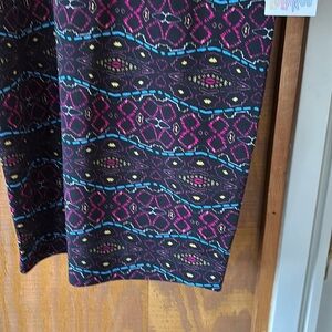 New with tags.  Cassie skirt from Lularoe